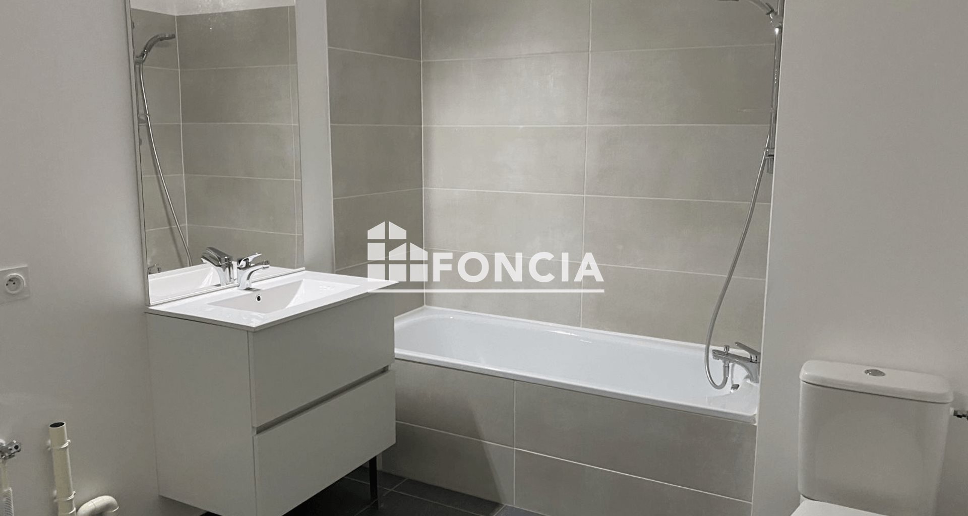 Appartement à louer, 38m², Entraigues-sur-la-Sorgue