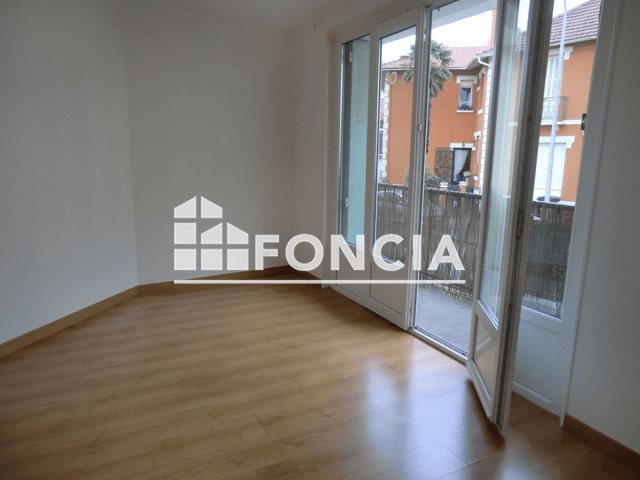 Appartement à louer, 35m², Lourdes