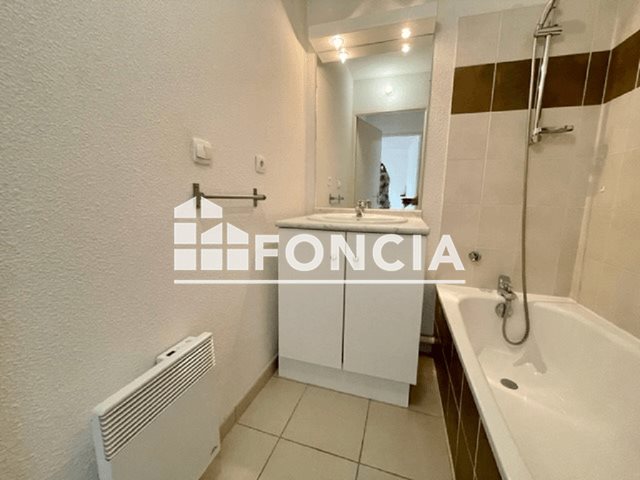 Appartement à louer, 42m², Grenade