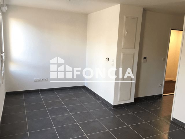 Appartement à louer, 28m², La Madeleine