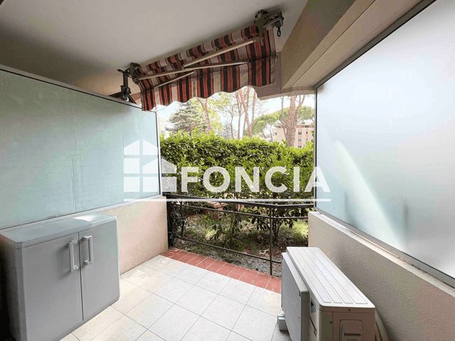 Appartement à louer, 24m², Mandelieu-la-Napoule