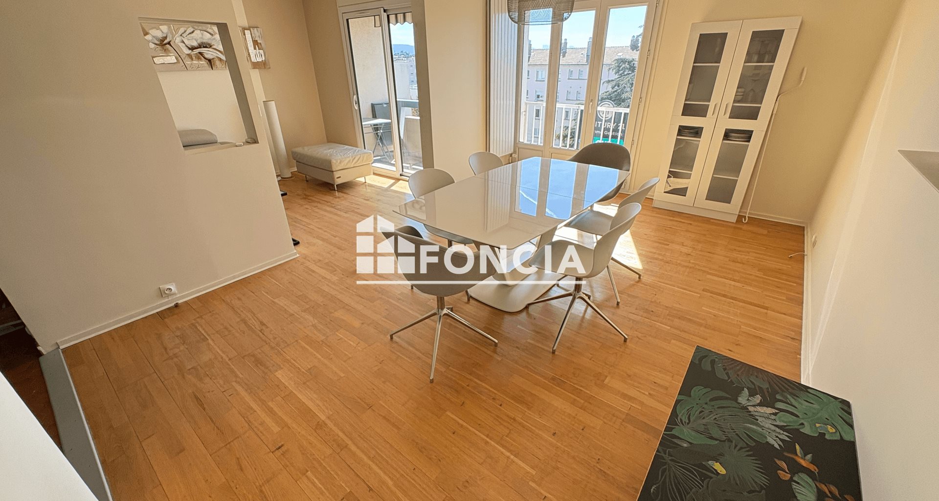 Appartement à louer, 82m², Bourg-lès-Valence