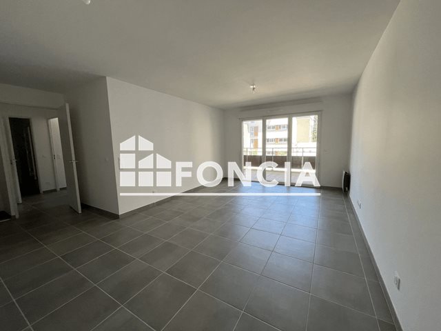 Appartement à louer, 59m², Fréjus