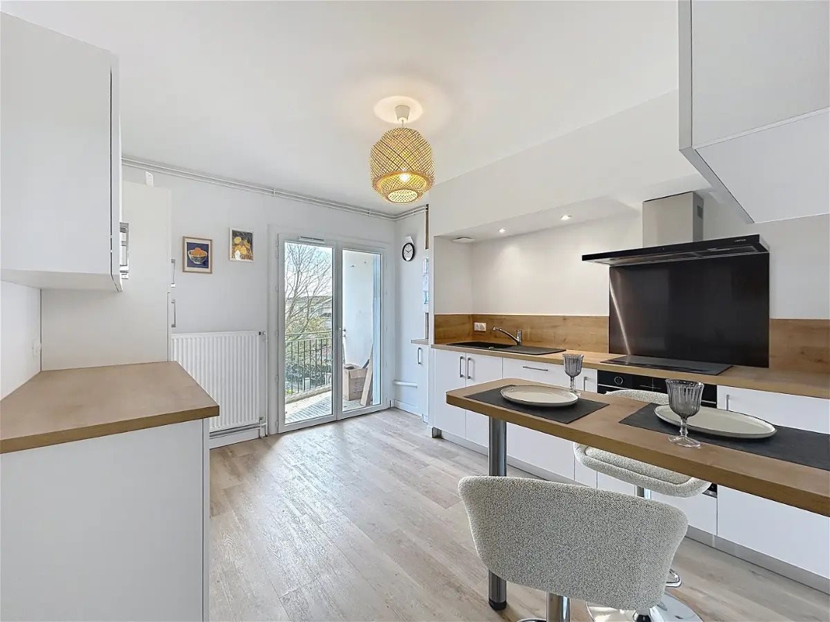Appartement à louer, 75m², Le Passage