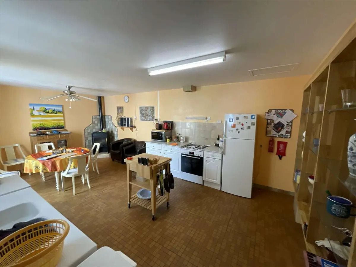 Maison à vendre, 198m², Usson-du-Poitou
