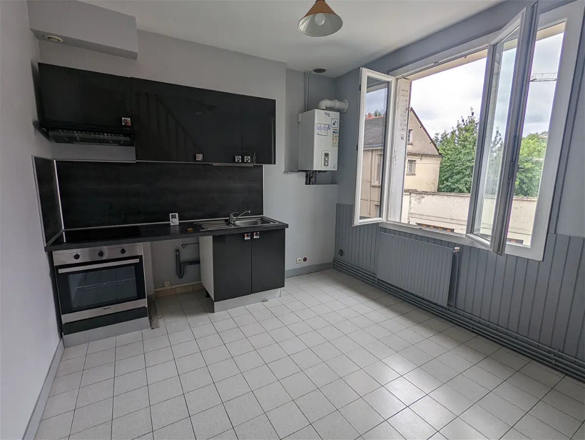 Appartement à louer, 24m², Saumur