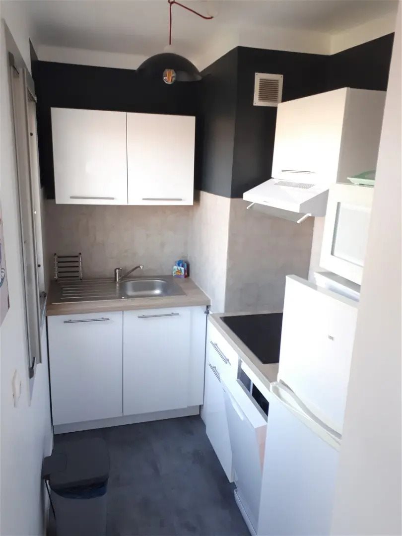 Appartement à louer, 24m², Saint-Raphaël