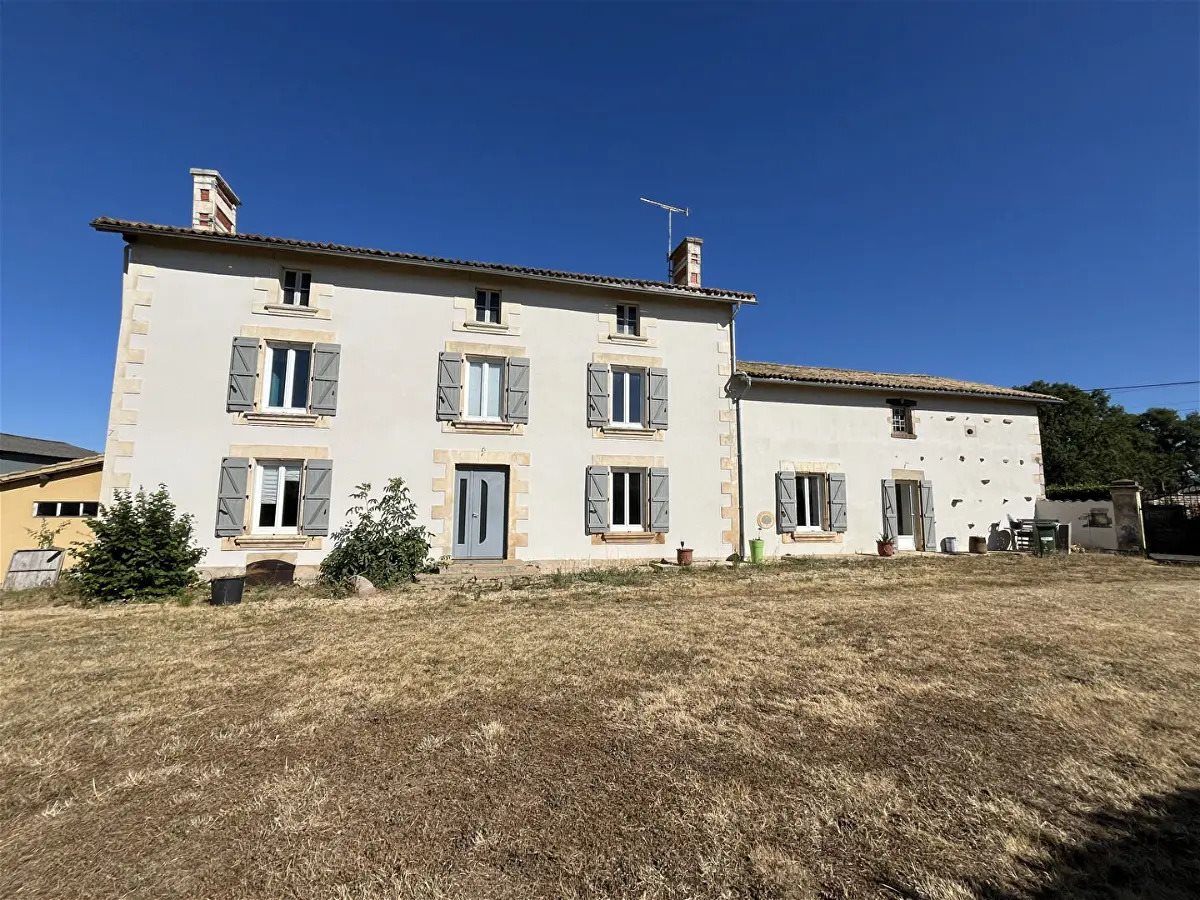 Maison à vendre, 177m², Saint-Sauvant
