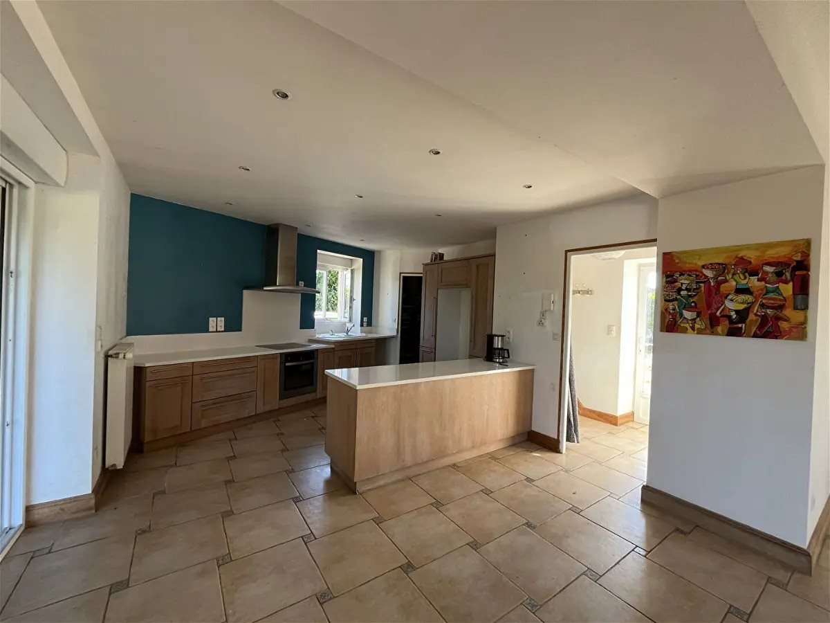 Maison à vendre, 177m², Saint-Sauvant