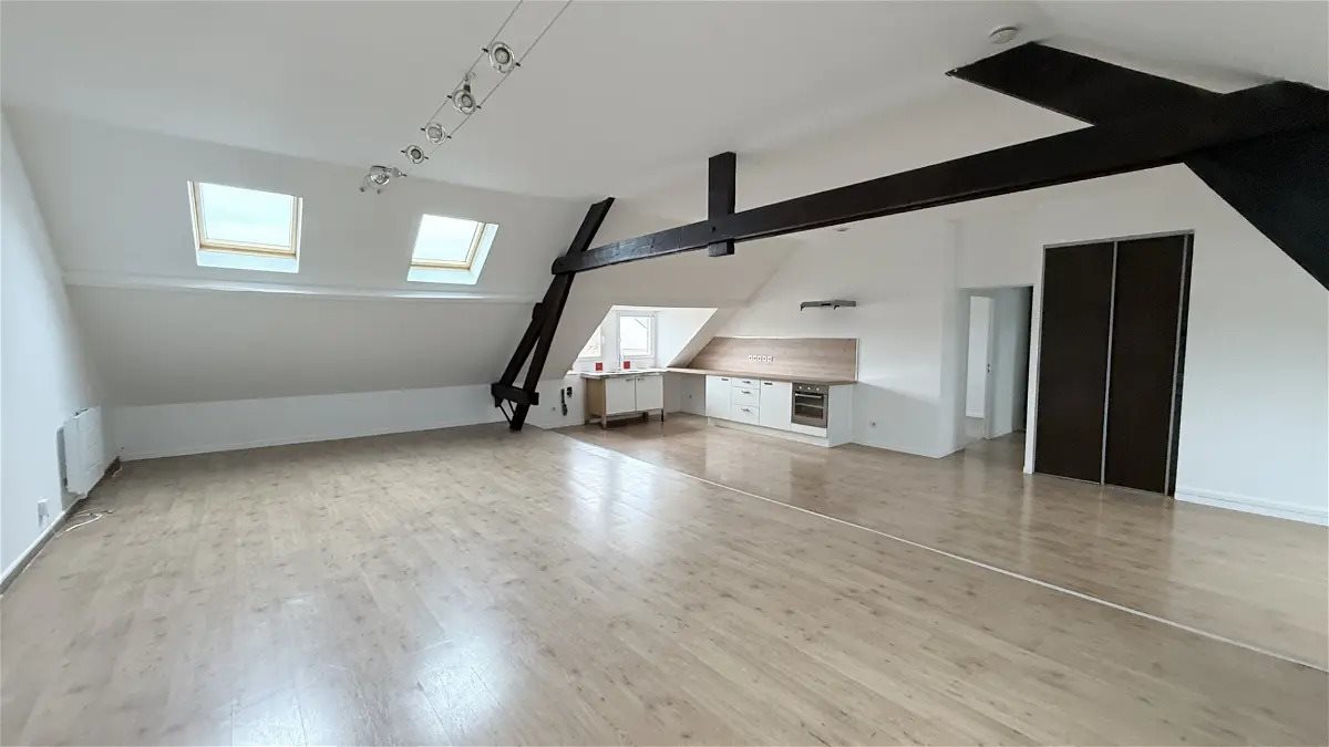 Appartement à louer, 78m², Courrières