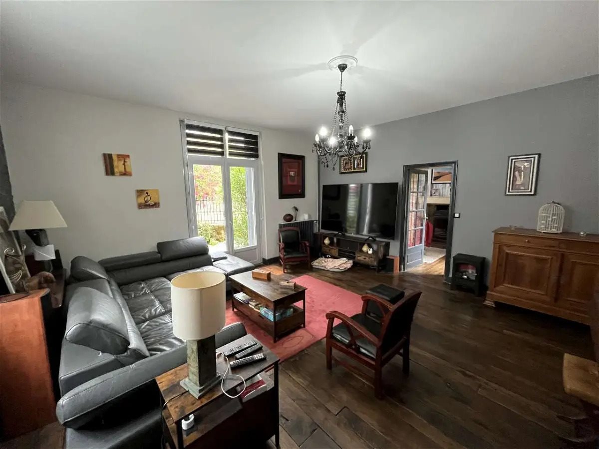 Maison à vendre, 196m², Sommières-du-Clain