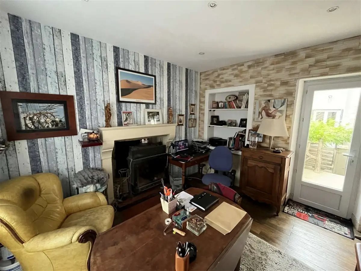 Maison à vendre, 196m², Sommières-du-Clain