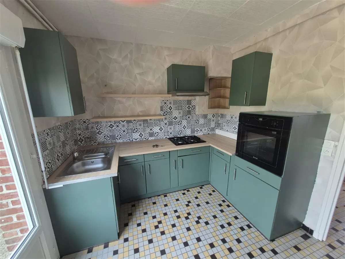 Maison à louer, 78m², Brunémont