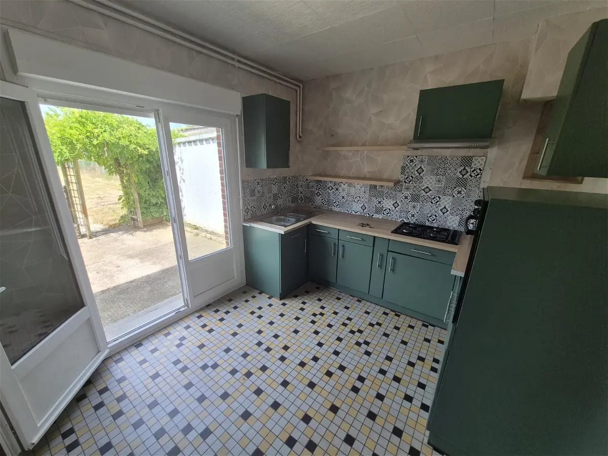 Maison à louer, 78m², Brunémont