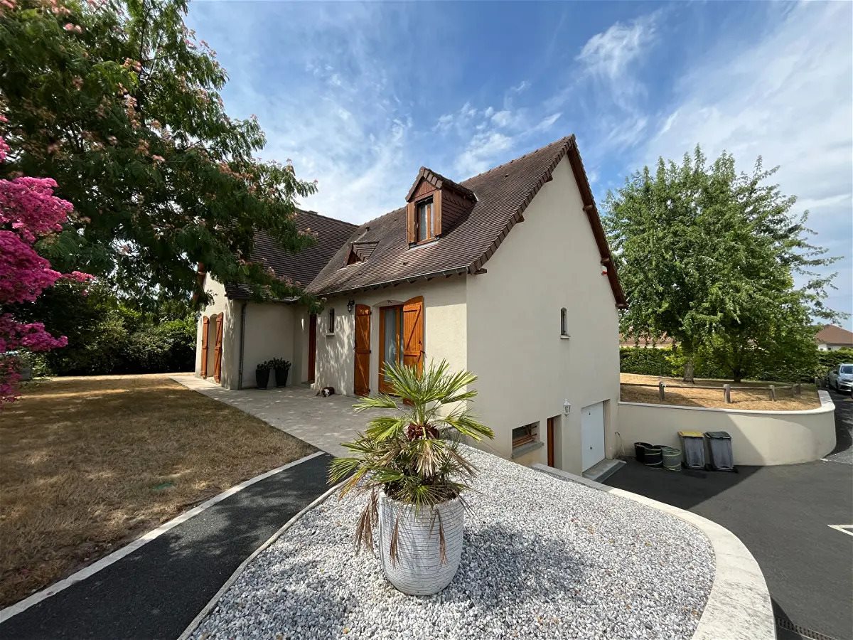 Maison à vendre, 137m², Les Ormes