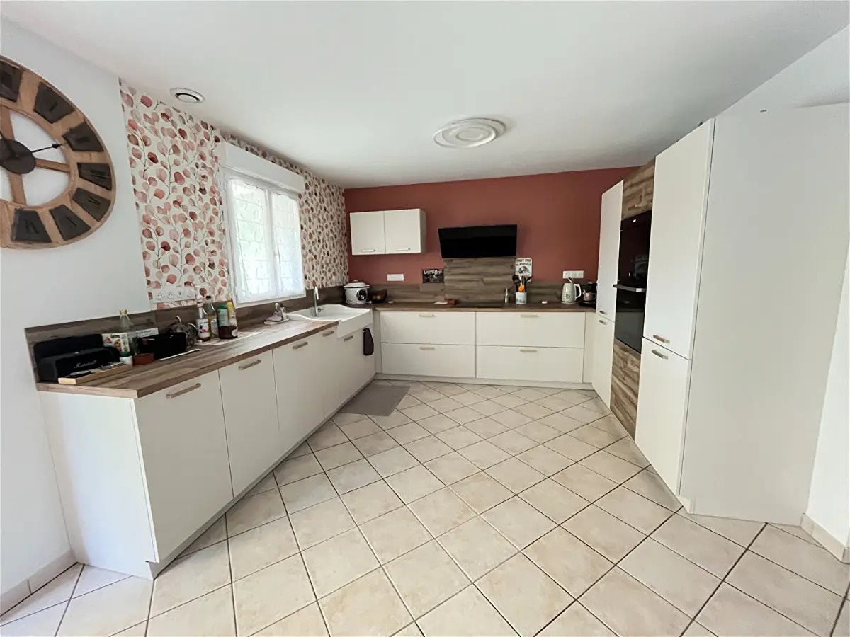 Maison à vendre, 137m², Les Ormes