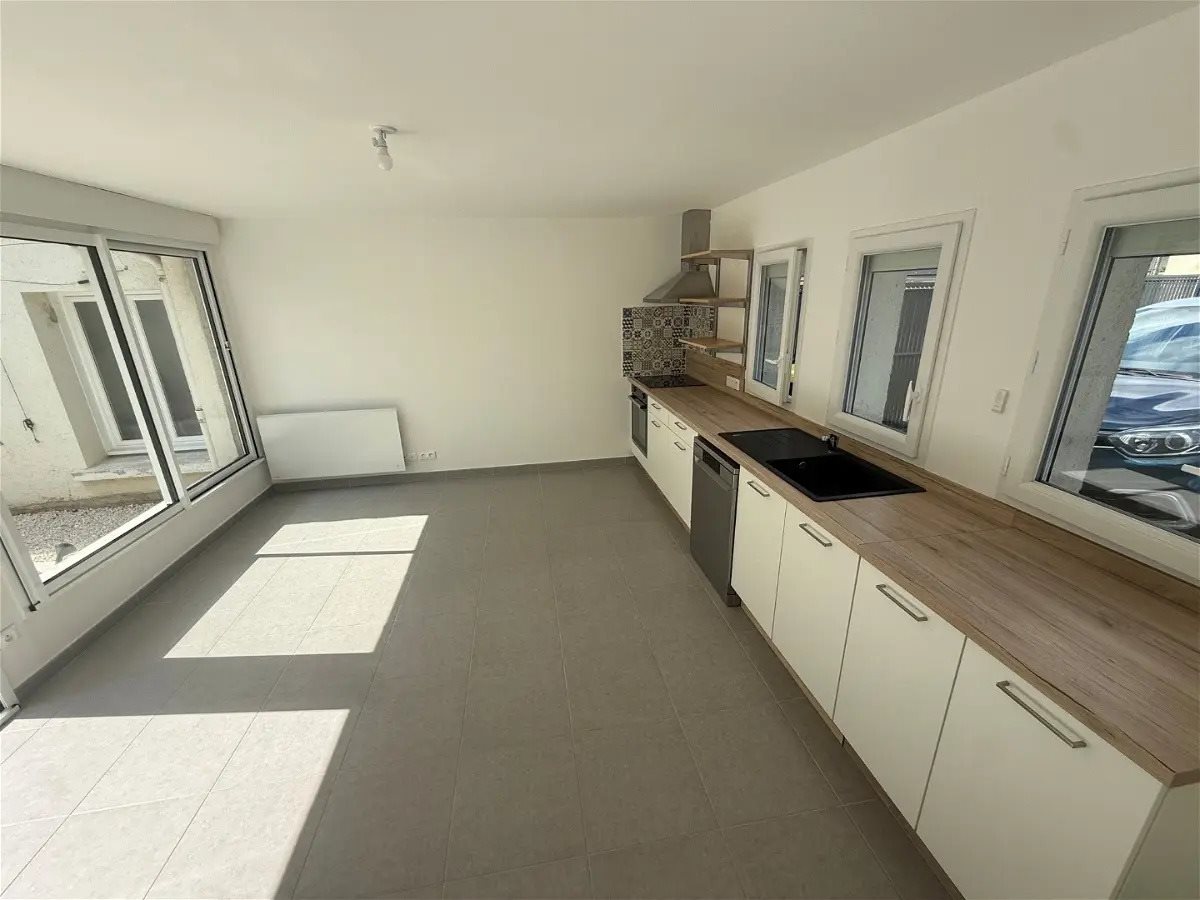 Maison à louer, 56m², Monts