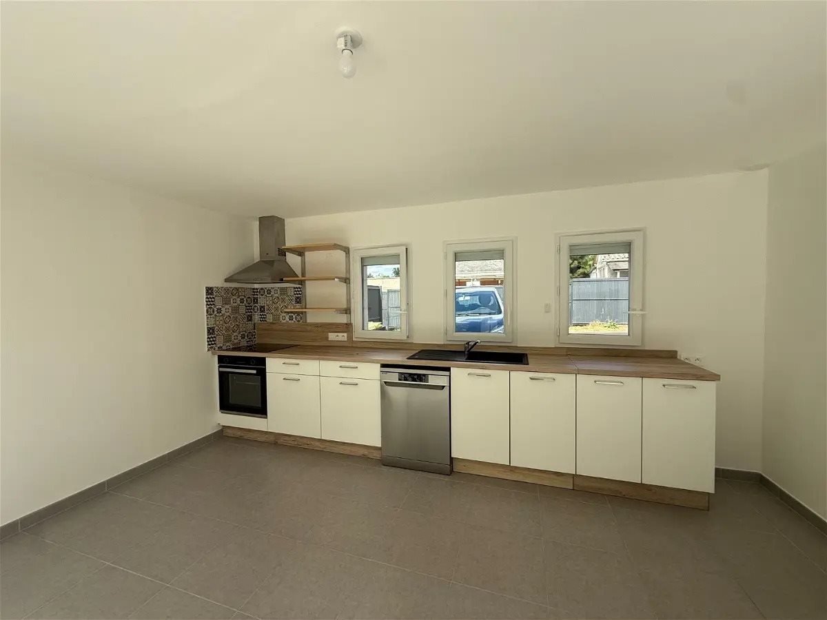 Maison à louer, 56m², Monts