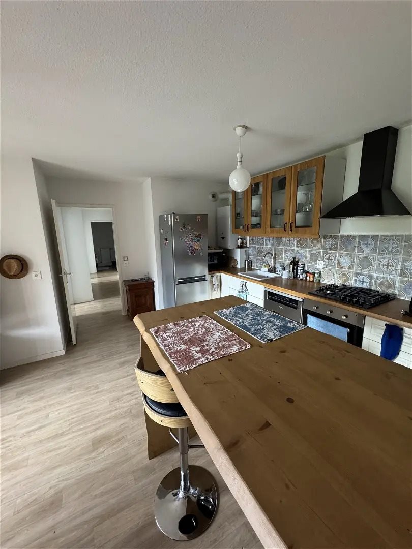 Appartement à louer, 76m², Cenon