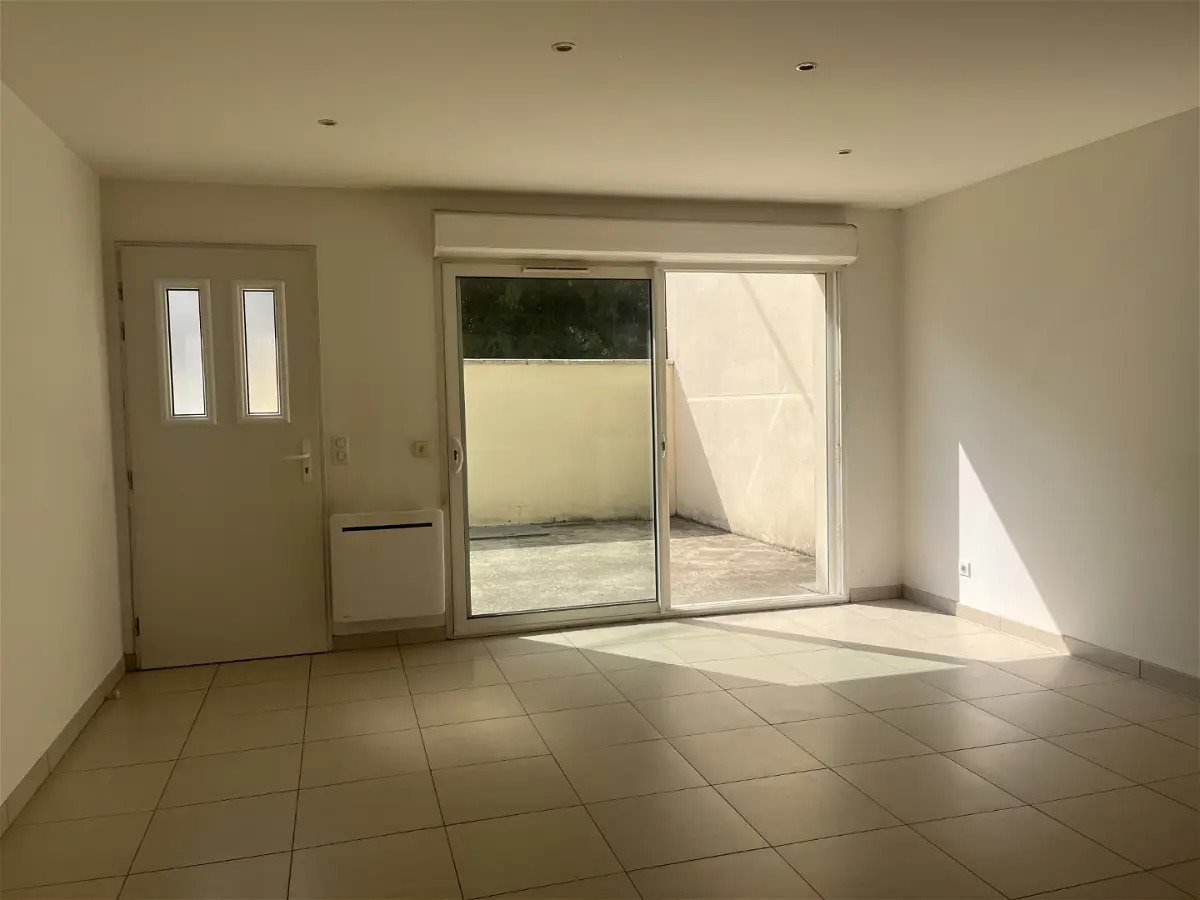 Appartement à louer, 79m², Talence