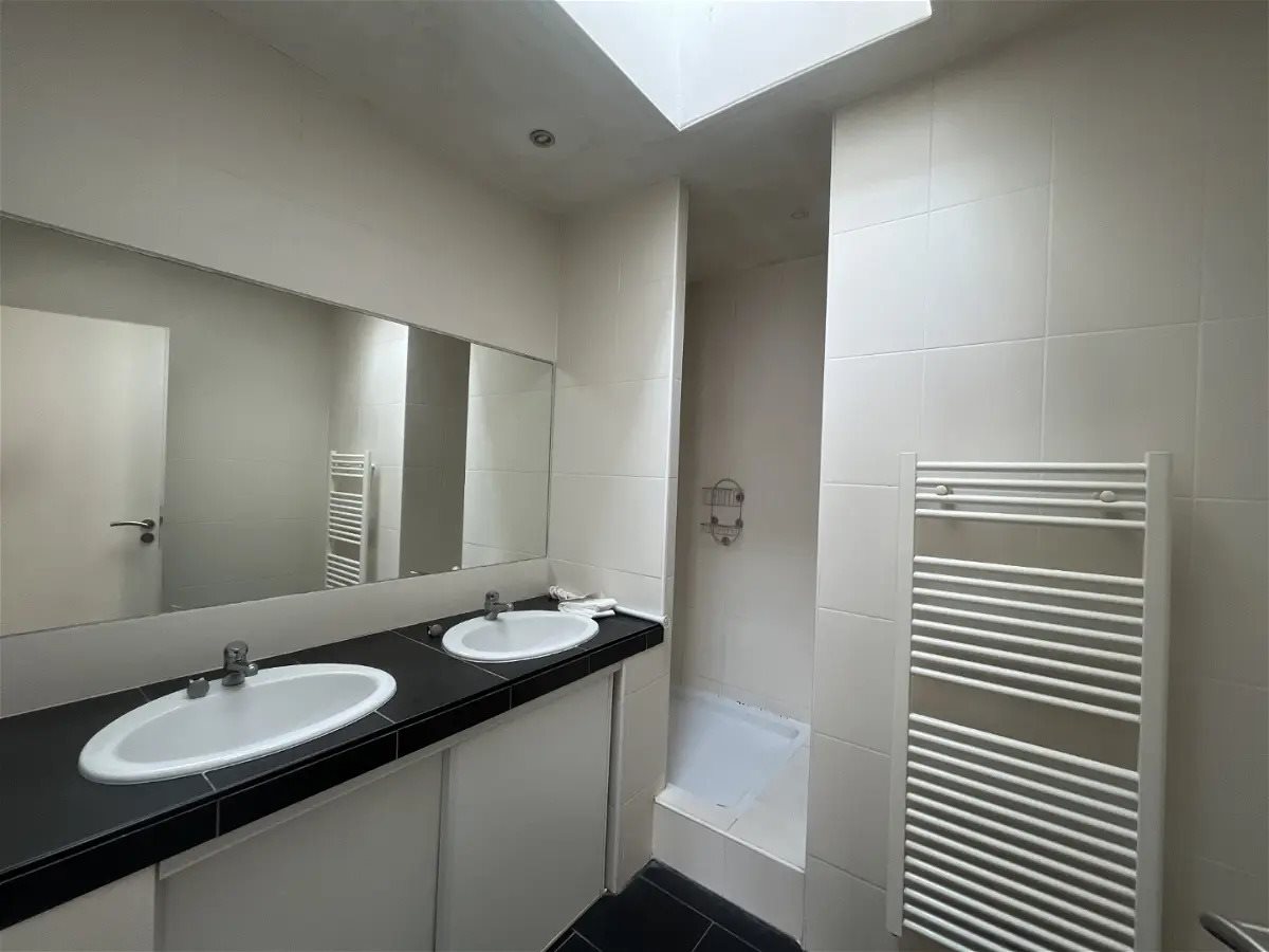 Appartement à louer, 79m², Talence