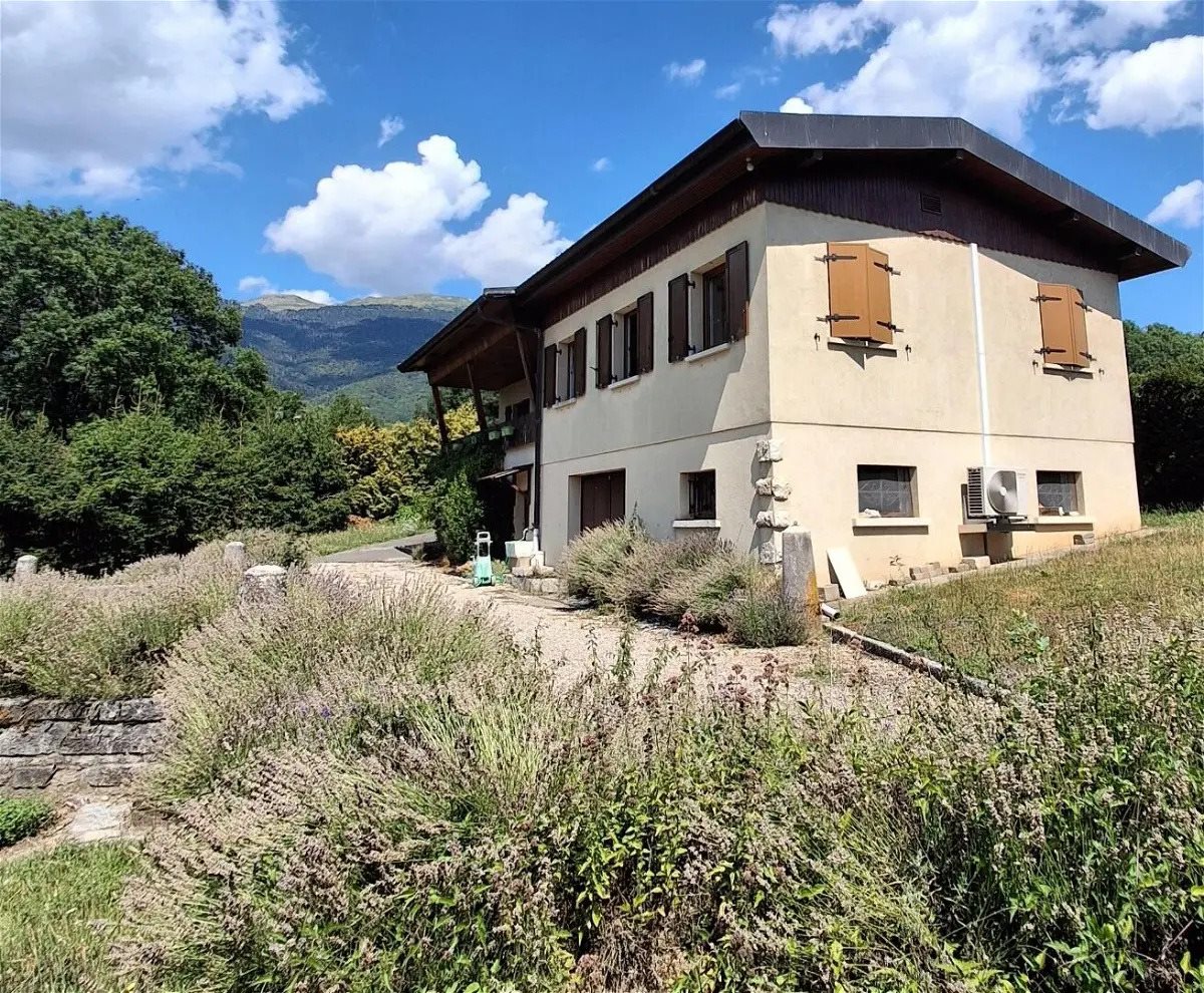Maison à louer, 90m², Crozet