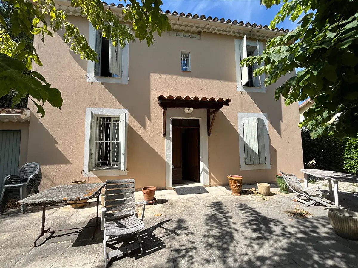 Maison à vendre, 110m², L'Isle-sur-la-Sorgue