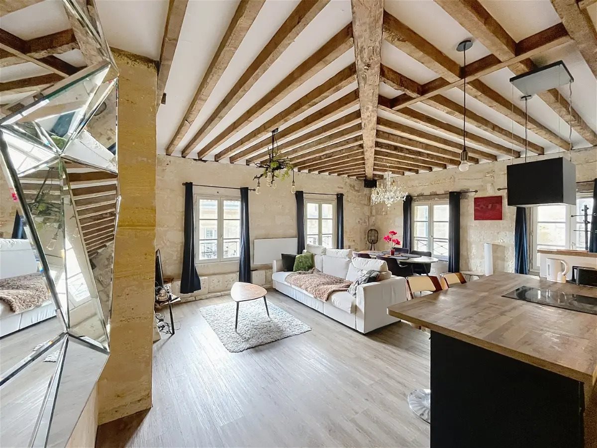 Appartement à louer, 62m², Bordeaux