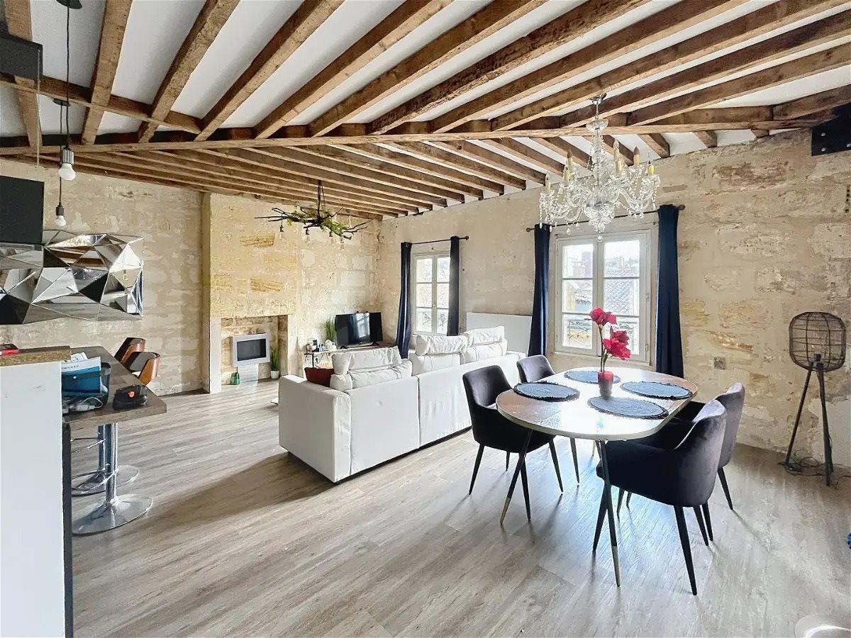 Appartement à louer, 62m², Bordeaux