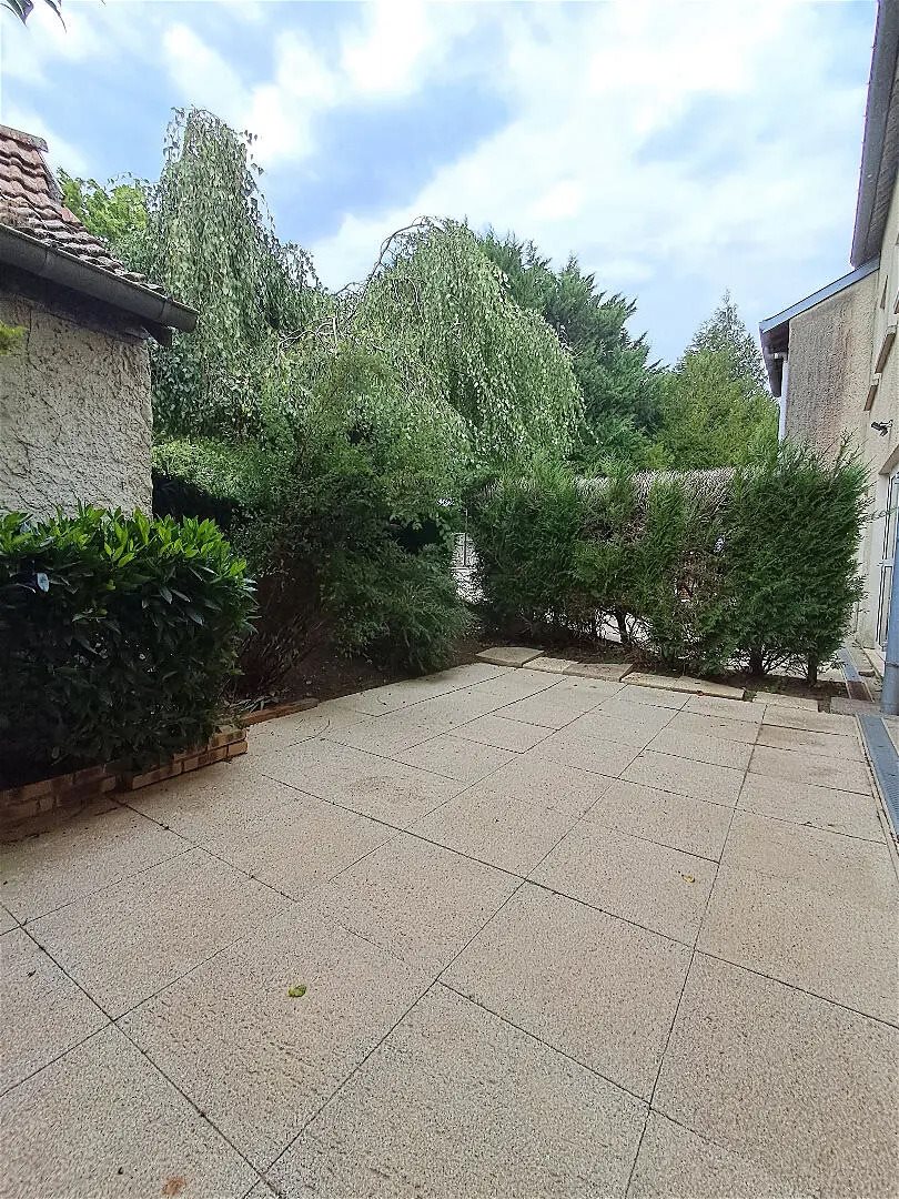 Appartement à louer, 38m², Val-de-Meuse