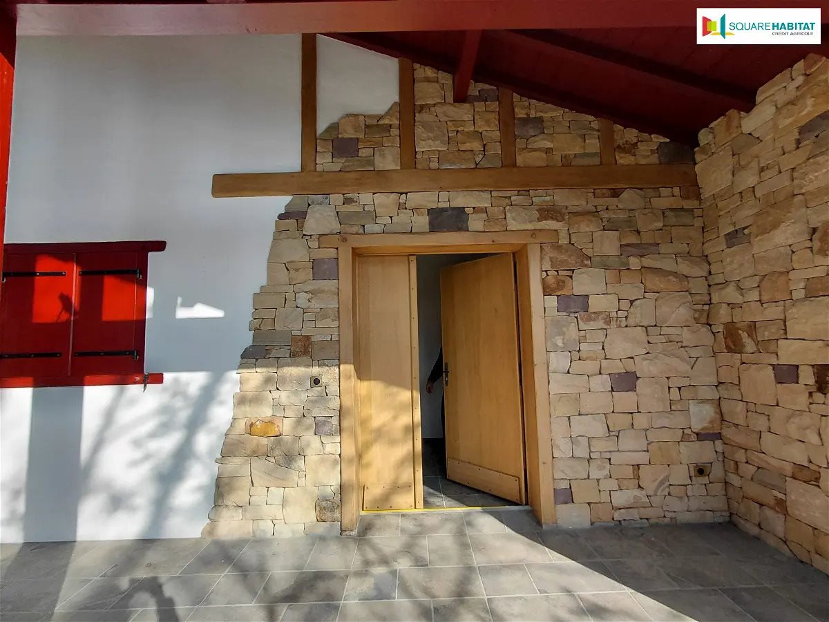 Appartement à louer, 122m², Saint-Pée-sur-Nivelle