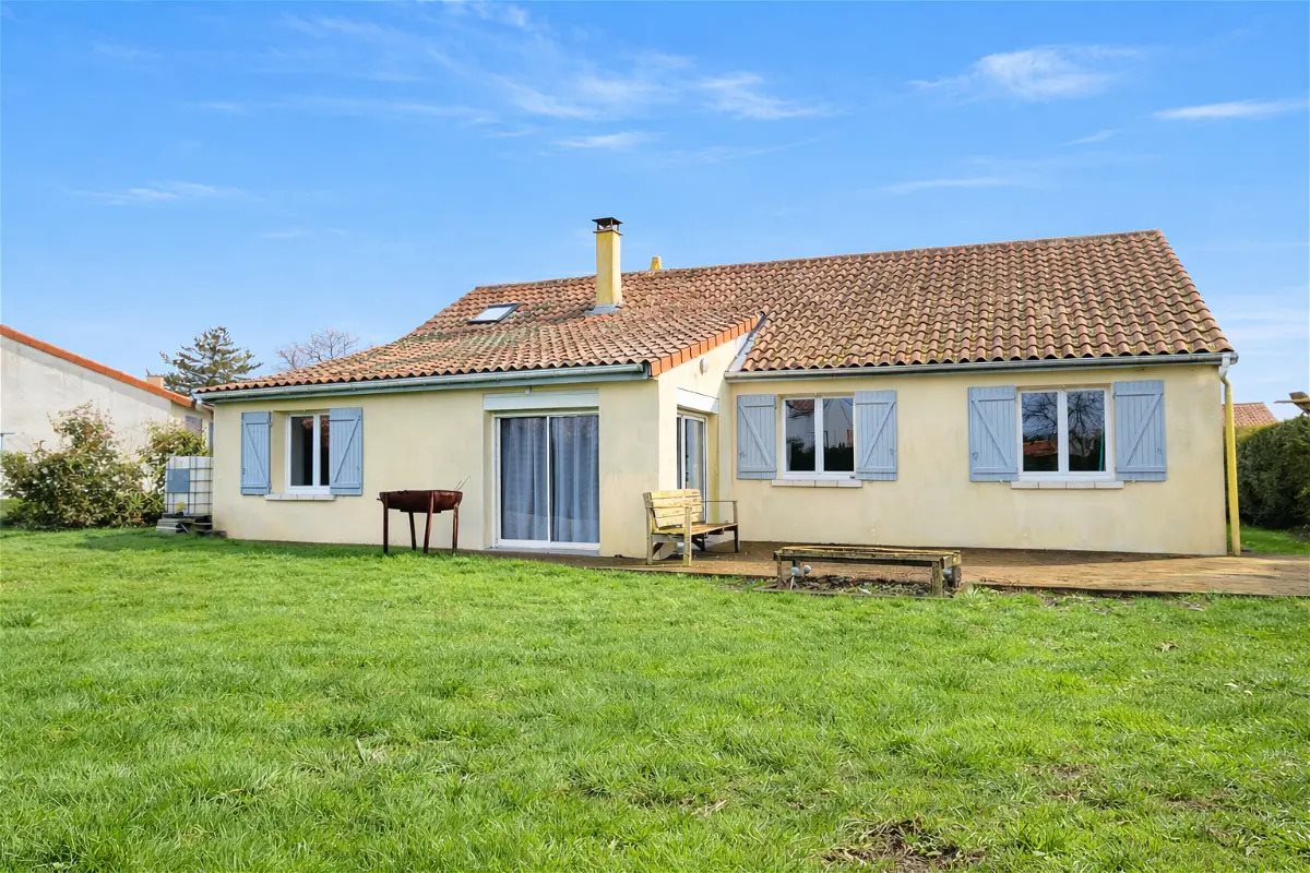 Maison à vendre, 109m², Montreuil-Bonnin