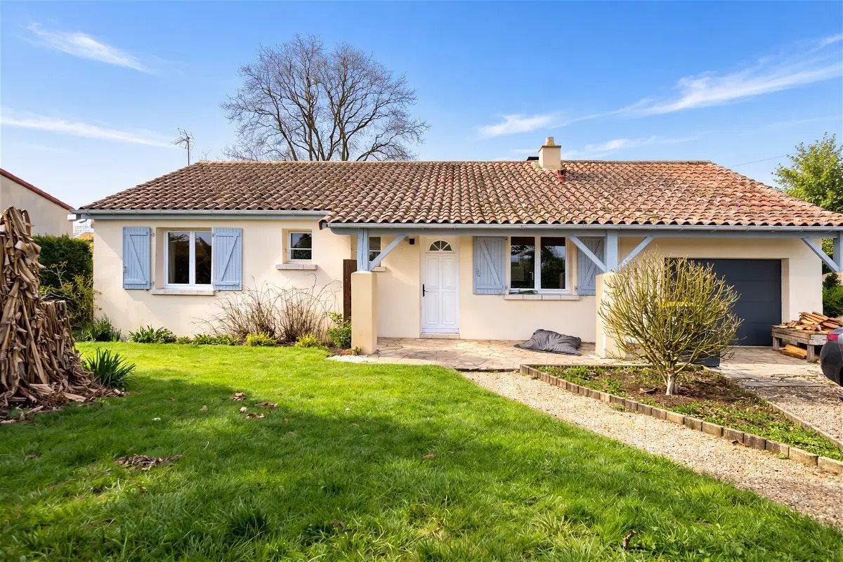 Maison à vendre, 109m², Montreuil-Bonnin