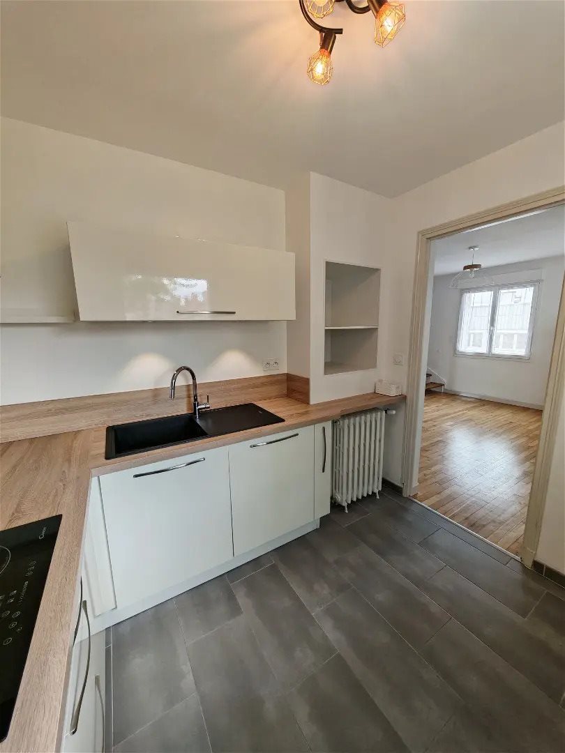 Maison à louer, 83m², Guingamp