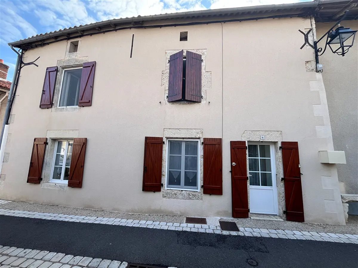 Maison à vendre, 85m², Usson-du-Poitou