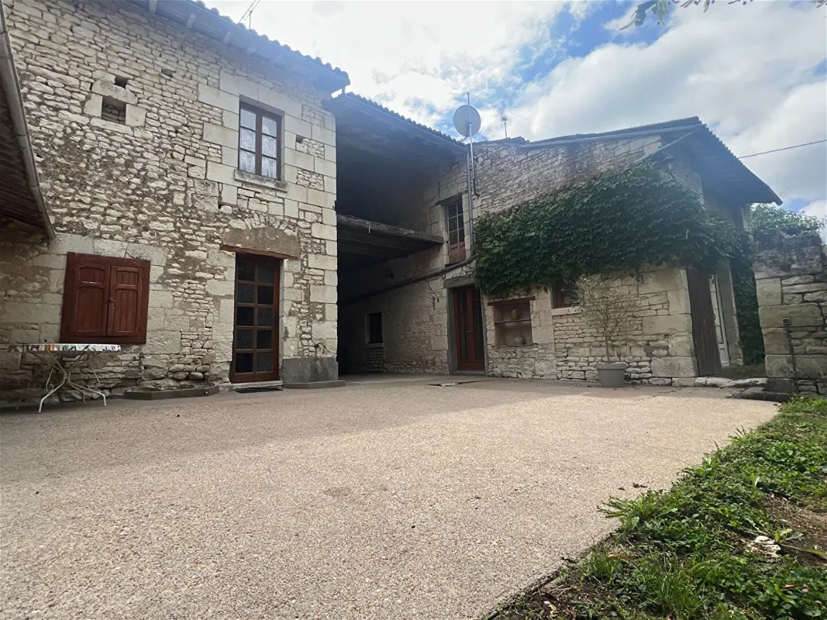 Maison à vendre, 156m², Monts-sur-Guesnes