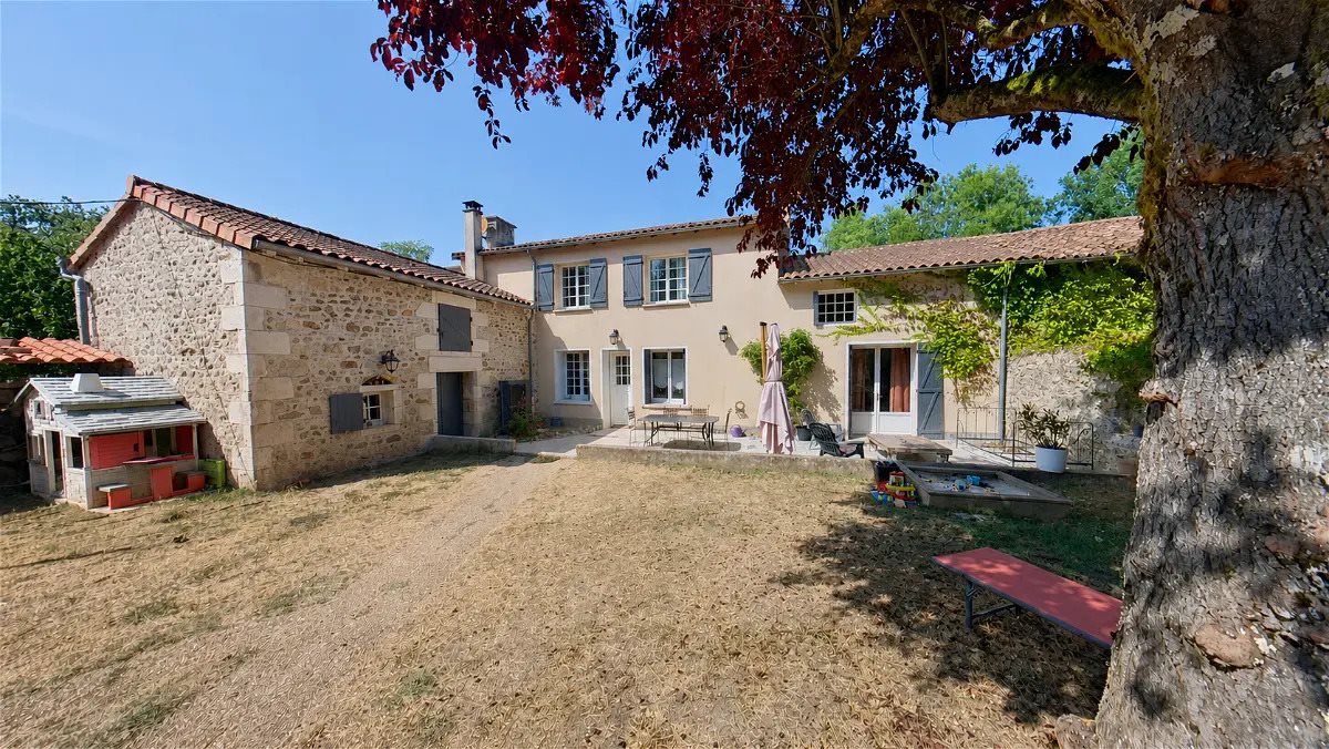 Maison à vendre, 168m², Quinçay