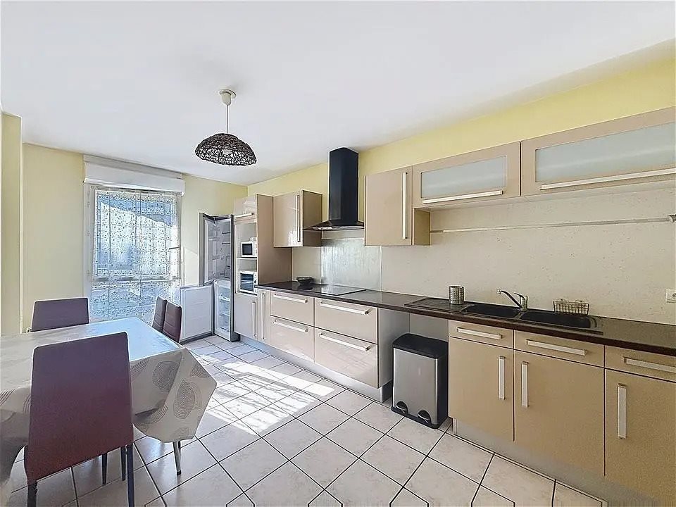 Appartement à louer, 77m², Bruges
