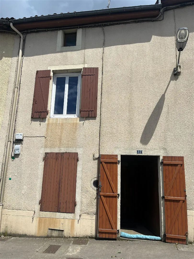 Maison à vendre, 100m², Gençay