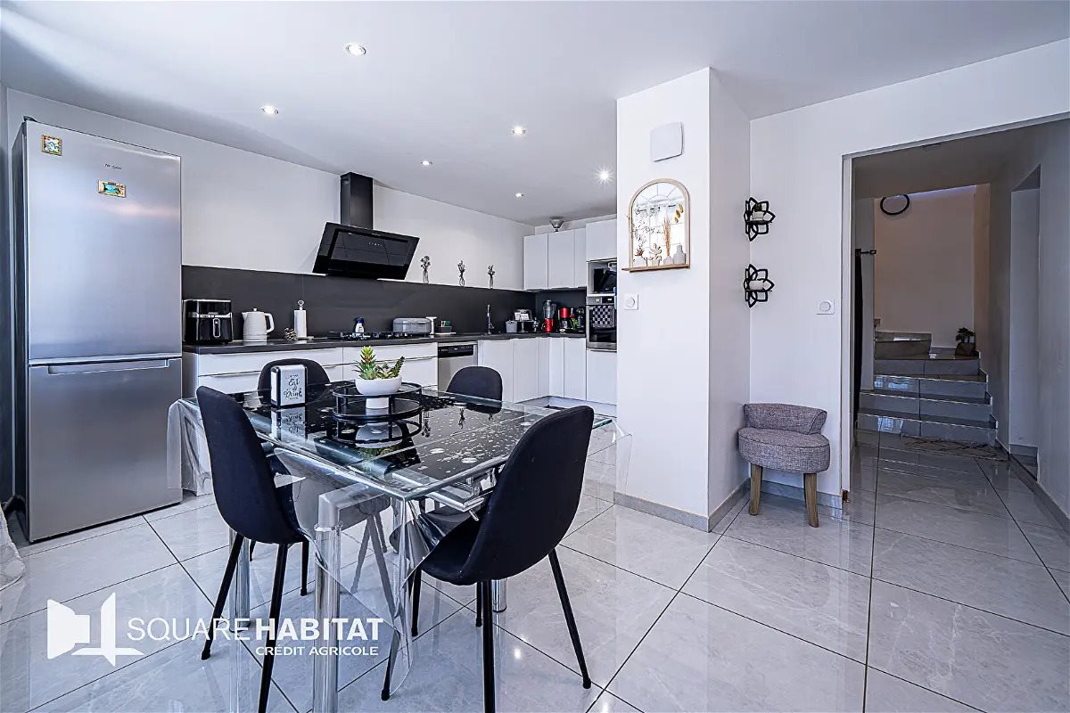 Maison à vendre, 165m², Saint-Denis-en-Bugey
