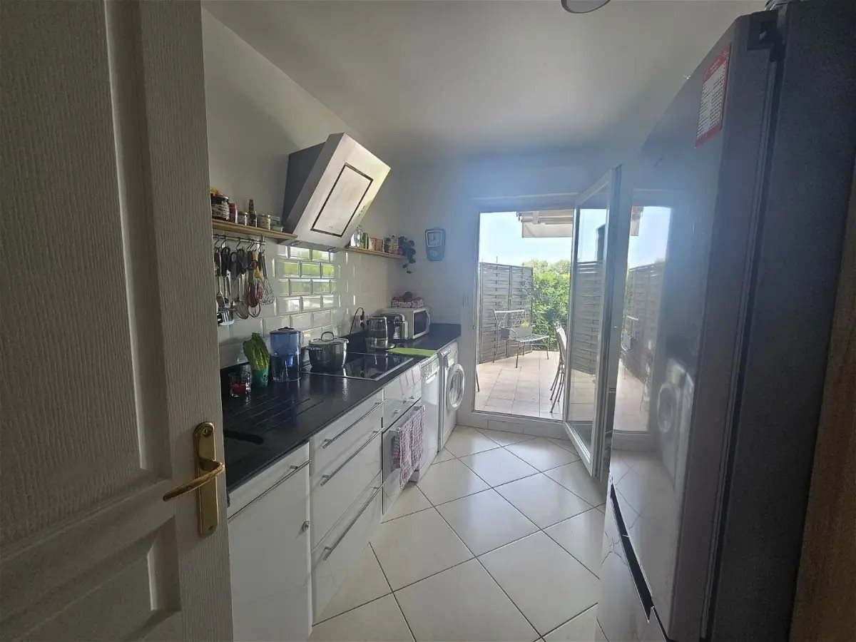 Appartement à louer, 63m², Antibes