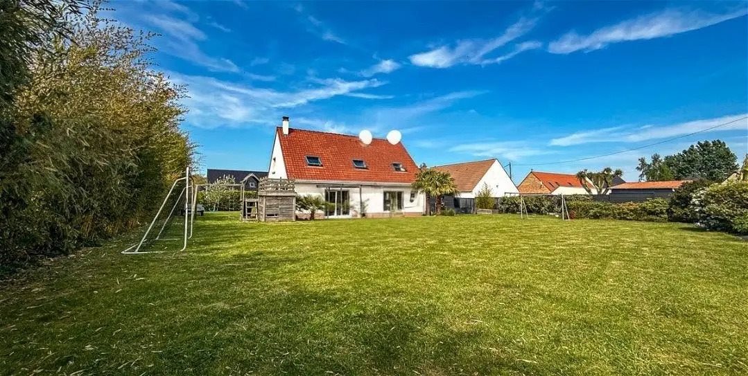 Maison à vendre, 141m², Eperlecques