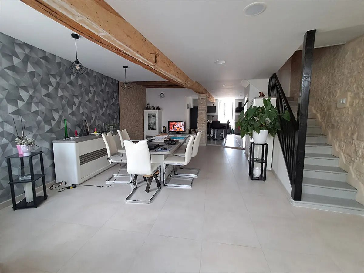 Maison à vendre, 135m², Vermenton