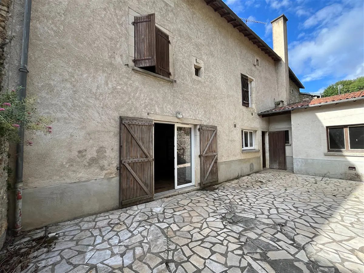 Maison à vendre, 258m², Charroux