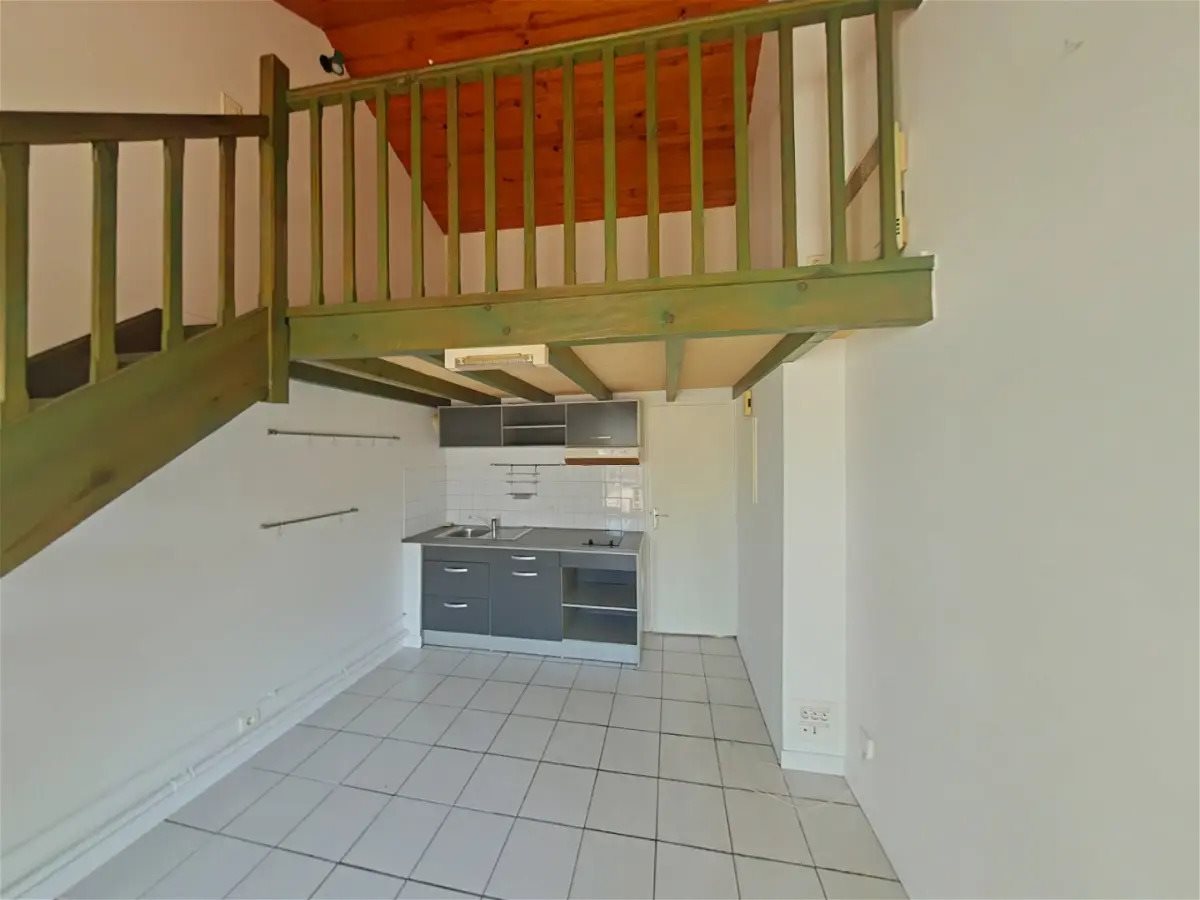 Maison à louer, 32m², Bignoux