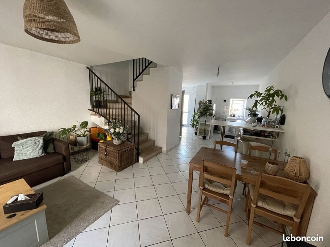 Maison à louer, 77m², Frolois