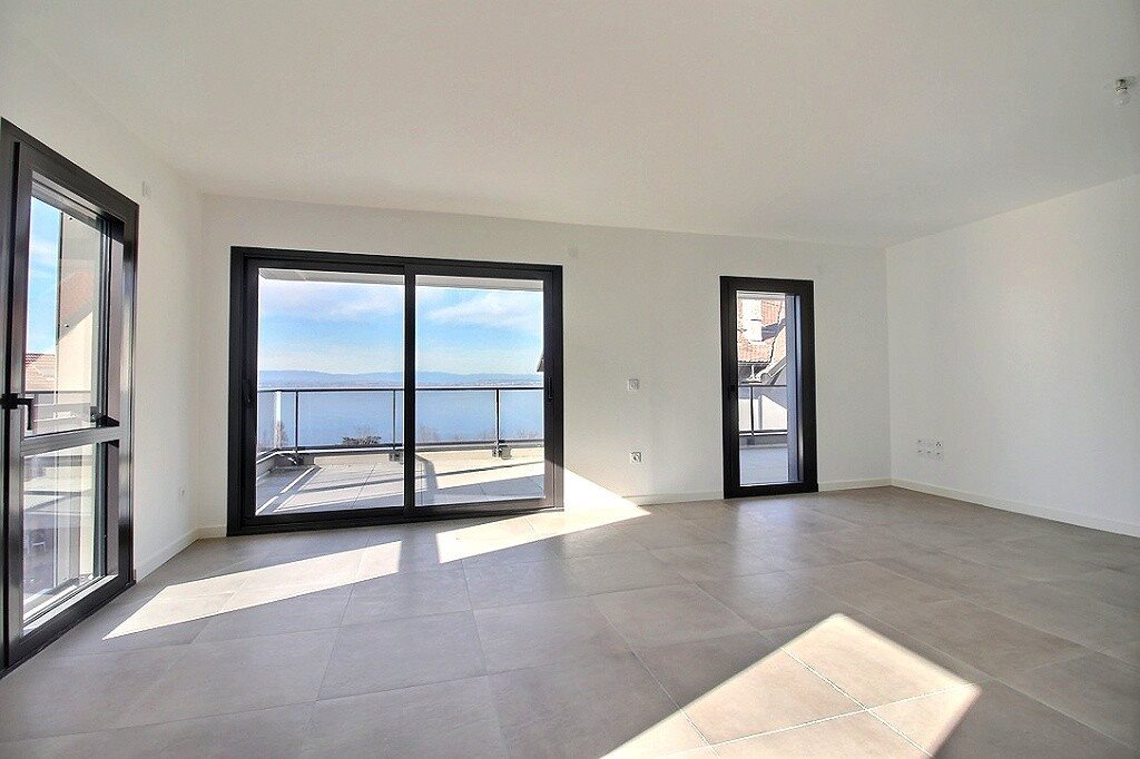 Appartement à vendre, 107m², Evian-les-Bains