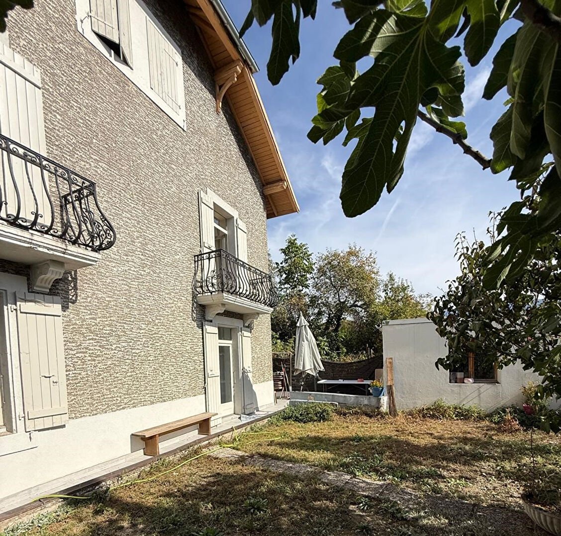Maison à vendre, 203m², Ville-la-Grand