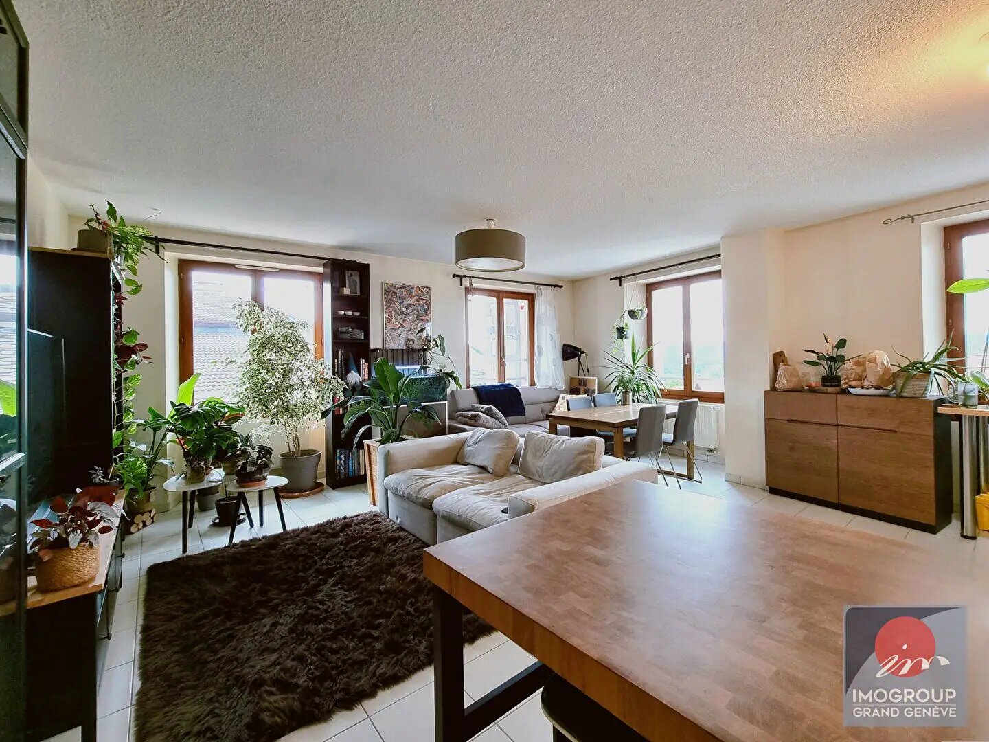 Appartement à louer, 76m², Cervens