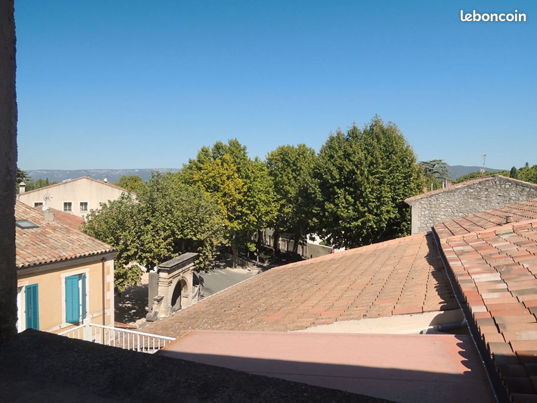 Appartement à louer, 81m², La Roque-d'Anthéron